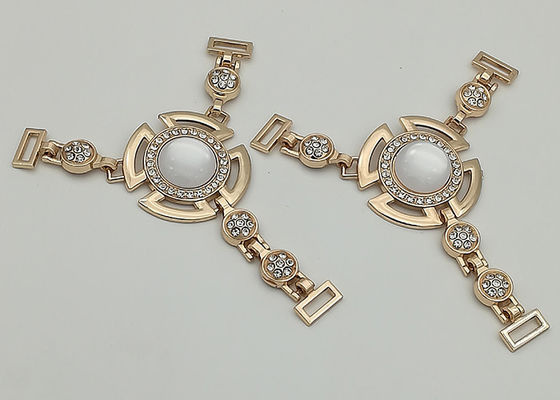 China Cadenas de la joyería de la bota de la aleación del cinc, tipo correas de T de la bota de la cadena con el diamante artificial proveedor