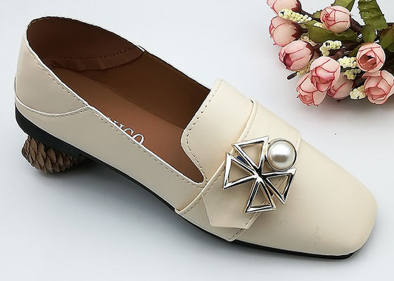 China El zapato de la plata de la falsa perla abrocha y acorta los accesorios decorativos D603 proveedor